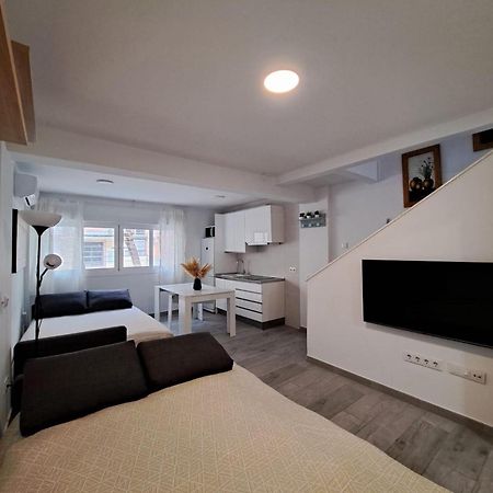 Cozy Apartment Up To 6 Persons 3 Min To Metro Мадрид Экстерьер фото